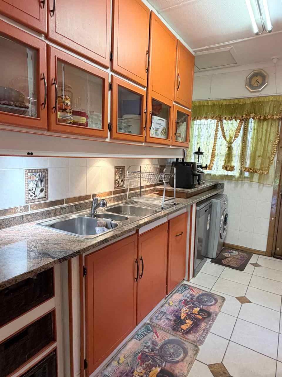 5 Bedroom Property for Sale in Blue Rise Eastern Cape